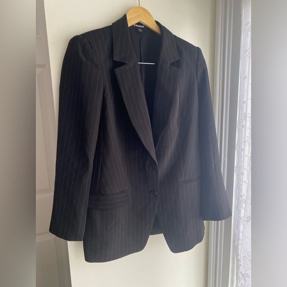 EXPRESS Black Pinstripe Blazer Women’s Size Medium Office Business Closet Staple - Picture 1 of 8